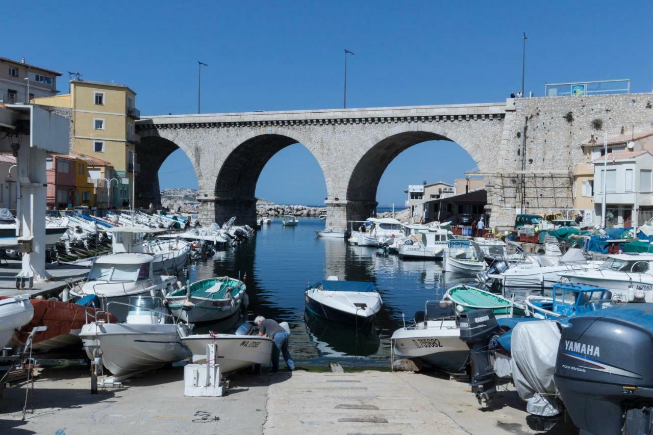 Stud Terras Ville Corniche 2 Pers Stat Gratuit Rue Modif Suivt Possib Et Accord Exclusif Марсель Екстер'єр фото