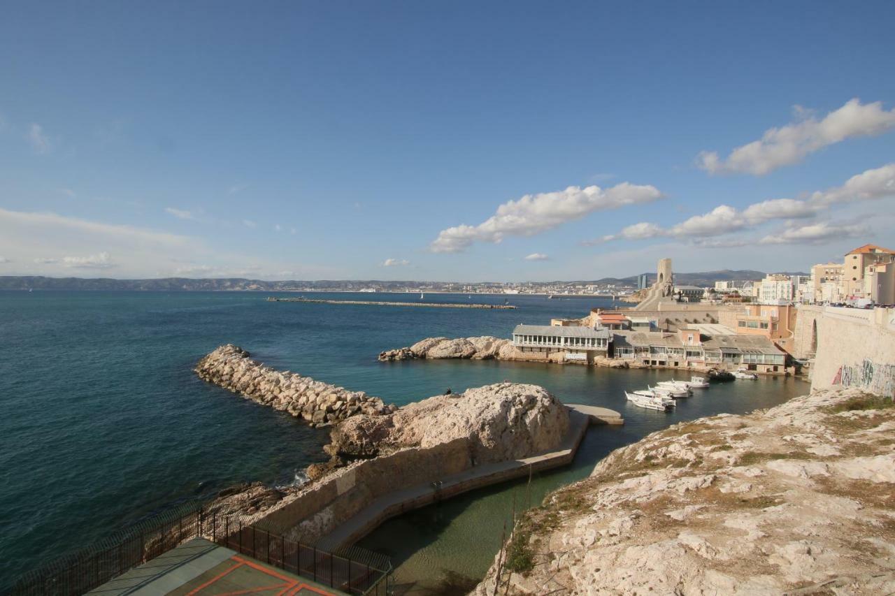 Stud Terras Ville Corniche 2 Pers Stat Gratuit Rue Modif Suivt Possib Et Accord Exclusif Марсель Екстер'єр фото